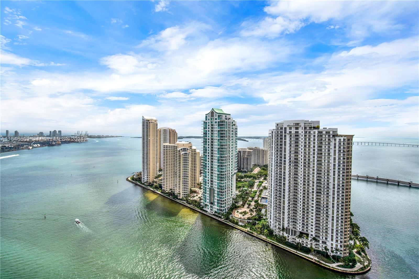 300 S Biscayne Blvd T-3406, Miami, Florida 33131, 2 Bedrooms Bedrooms, ,2 BathroomsBathrooms,Residentiallease,For Rent,300 S Biscayne Blvd T-3406,A11546601