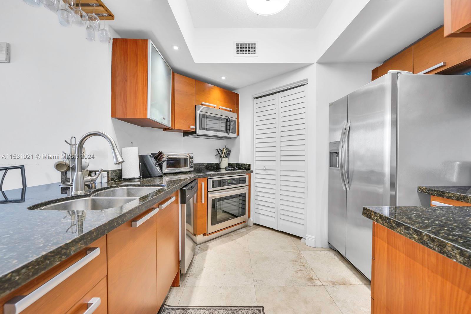 2030 S Douglas Rd 415, Coral Gables, Florida 33134, 3 Bedrooms Bedrooms, ,2 BathroomsBathrooms,Residential,For Sale,2030 S Douglas Rd 415,A11531921