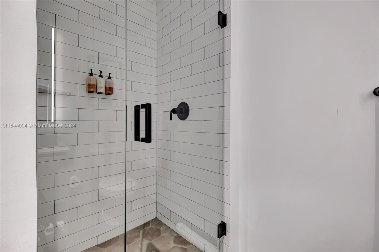 398 NE 5 1407, Miami, Florida 33132, ,1 BathroomBathrooms,Residentiallease,For Rent,398 NE 5 1407,A11544004