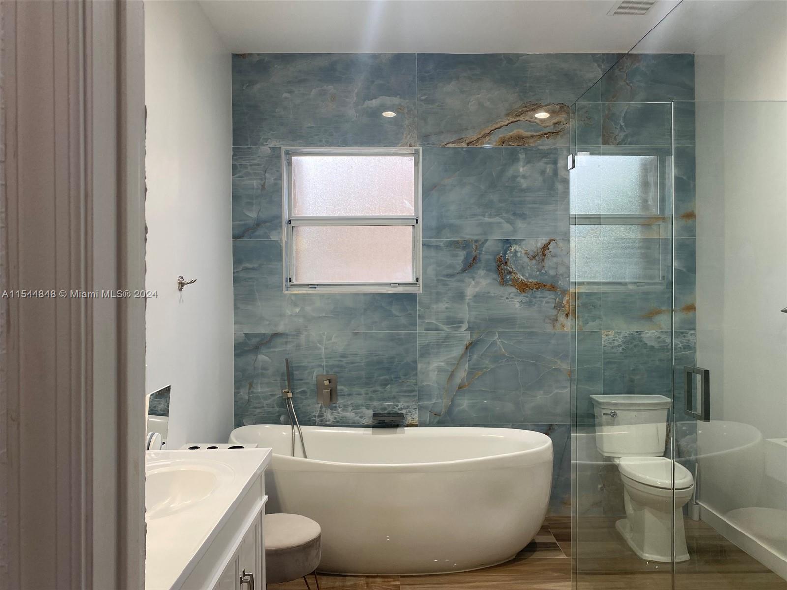 3706 NE 15th St, Homestead, Florida 33033, 3 Bedrooms Bedrooms, ,2 BathroomsBathrooms,Residential,For Sale,3706 NE 15th St,A11544848