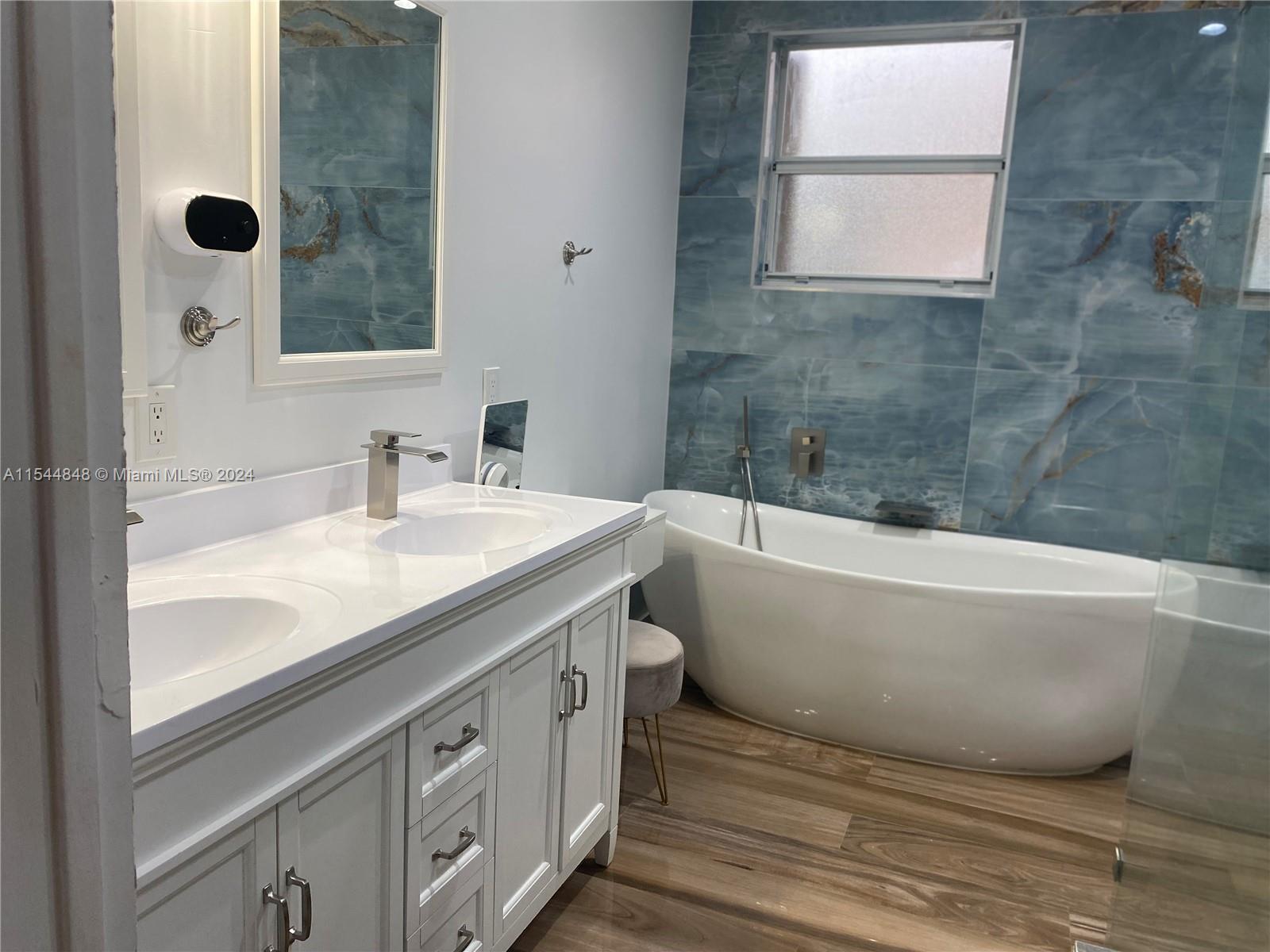 3706 NE 15th St, Homestead, Florida 33033, 3 Bedrooms Bedrooms, ,2 BathroomsBathrooms,Residential,For Sale,3706 NE 15th St,A11544848