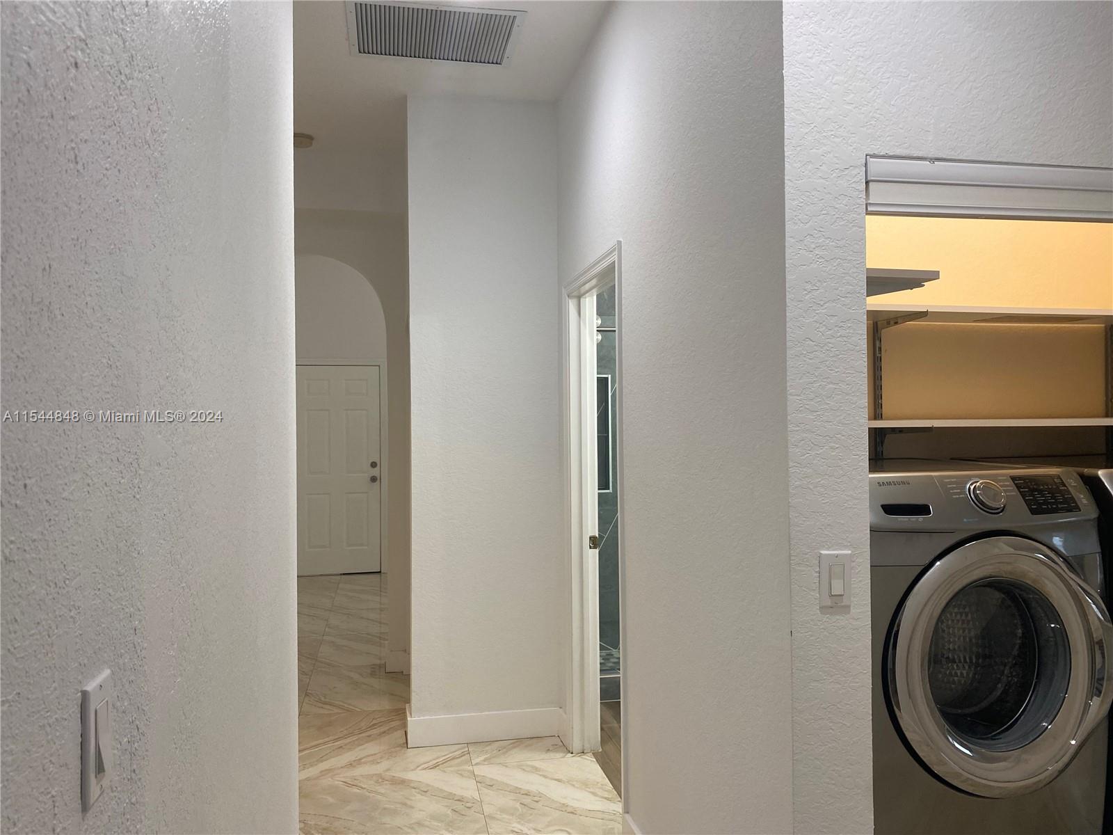 3706 NE 15th St, Homestead, Florida 33033, 3 Bedrooms Bedrooms, ,2 BathroomsBathrooms,Residential,For Sale,3706 NE 15th St,A11544848