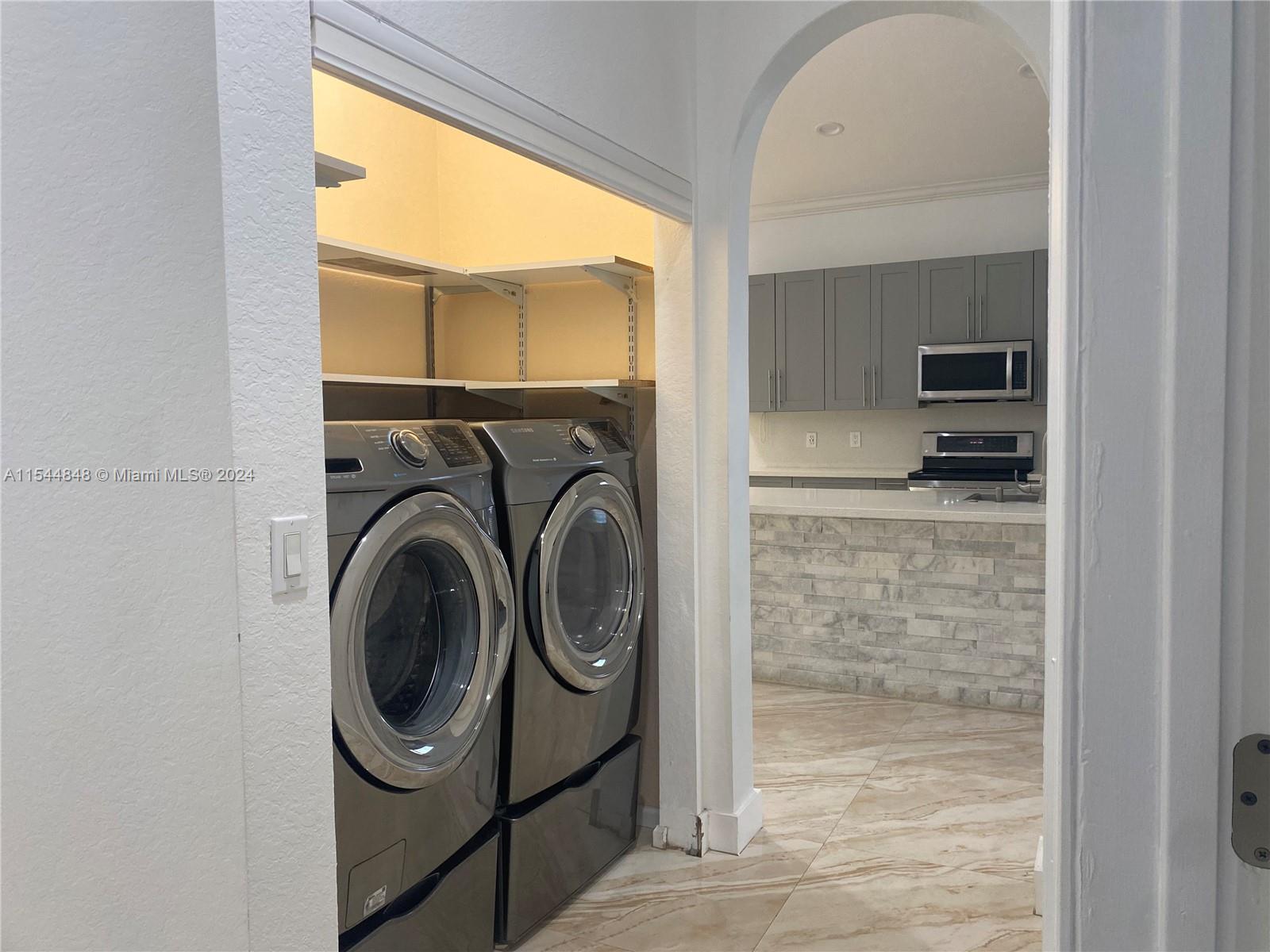 3706 NE 15th St, Homestead, Florida 33033, 3 Bedrooms Bedrooms, ,2 BathroomsBathrooms,Residential,For Sale,3706 NE 15th St,A11544848