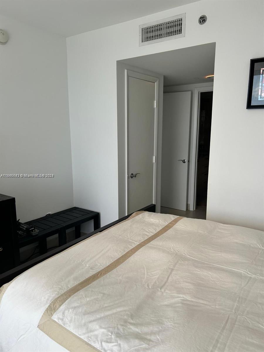 1800 S Ocean Dr 2808, Hallandale Beach, Florida 33009, 3 Bedrooms Bedrooms, ,3 BathroomsBathrooms,Residentiallease,For Rent,1800 S Ocean Dr 2808,A11546643