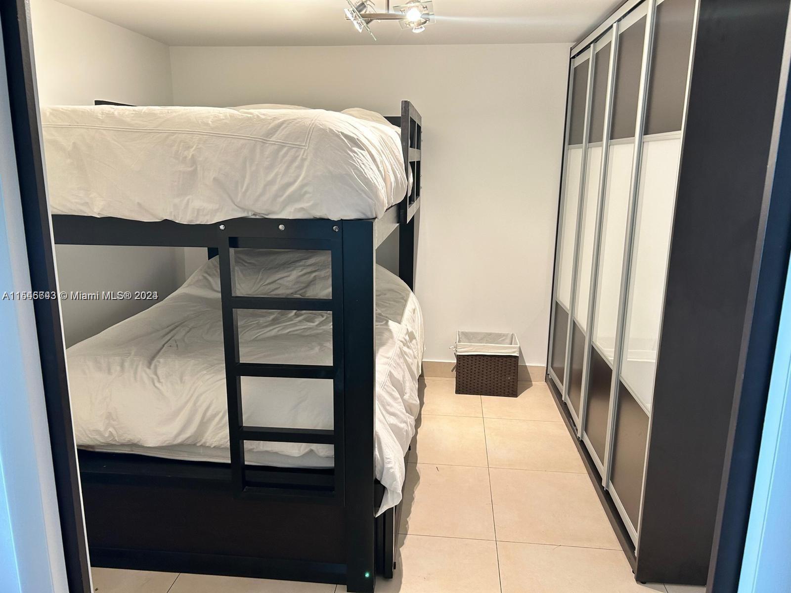 1800 S Ocean Dr 2808, Hallandale Beach, Florida 33009, 3 Bedrooms Bedrooms, ,3 BathroomsBathrooms,Residentiallease,For Rent,1800 S Ocean Dr 2808,A11546643