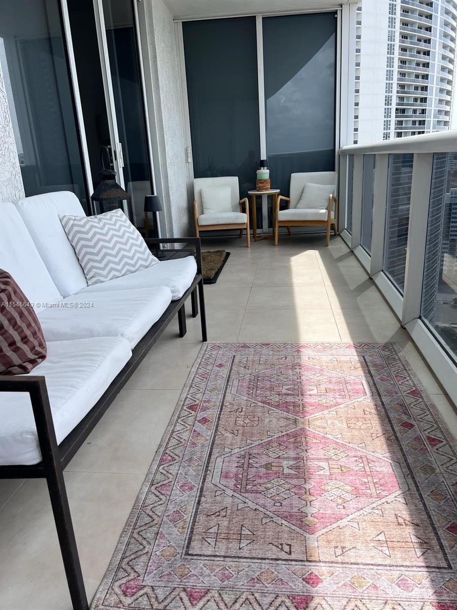 1800 S Ocean Dr 2808, Hallandale Beach, Florida 33009, 3 Bedrooms Bedrooms, ,3 BathroomsBathrooms,Residentiallease,For Rent,1800 S Ocean Dr 2808,A11546643