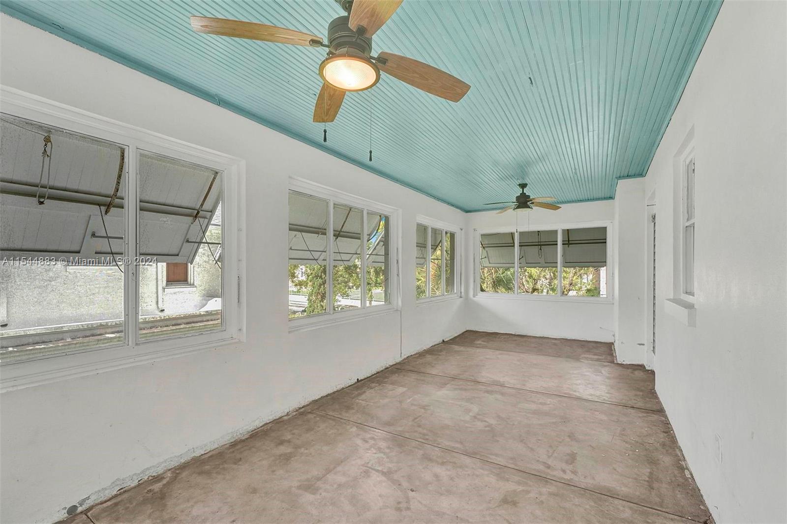 405 SW 11th Ave, Miami, Florida 33130, 6 Bedrooms Bedrooms, ,4 BathroomsBathrooms,Residential,For Sale,405 SW 11th Ave,A11544883