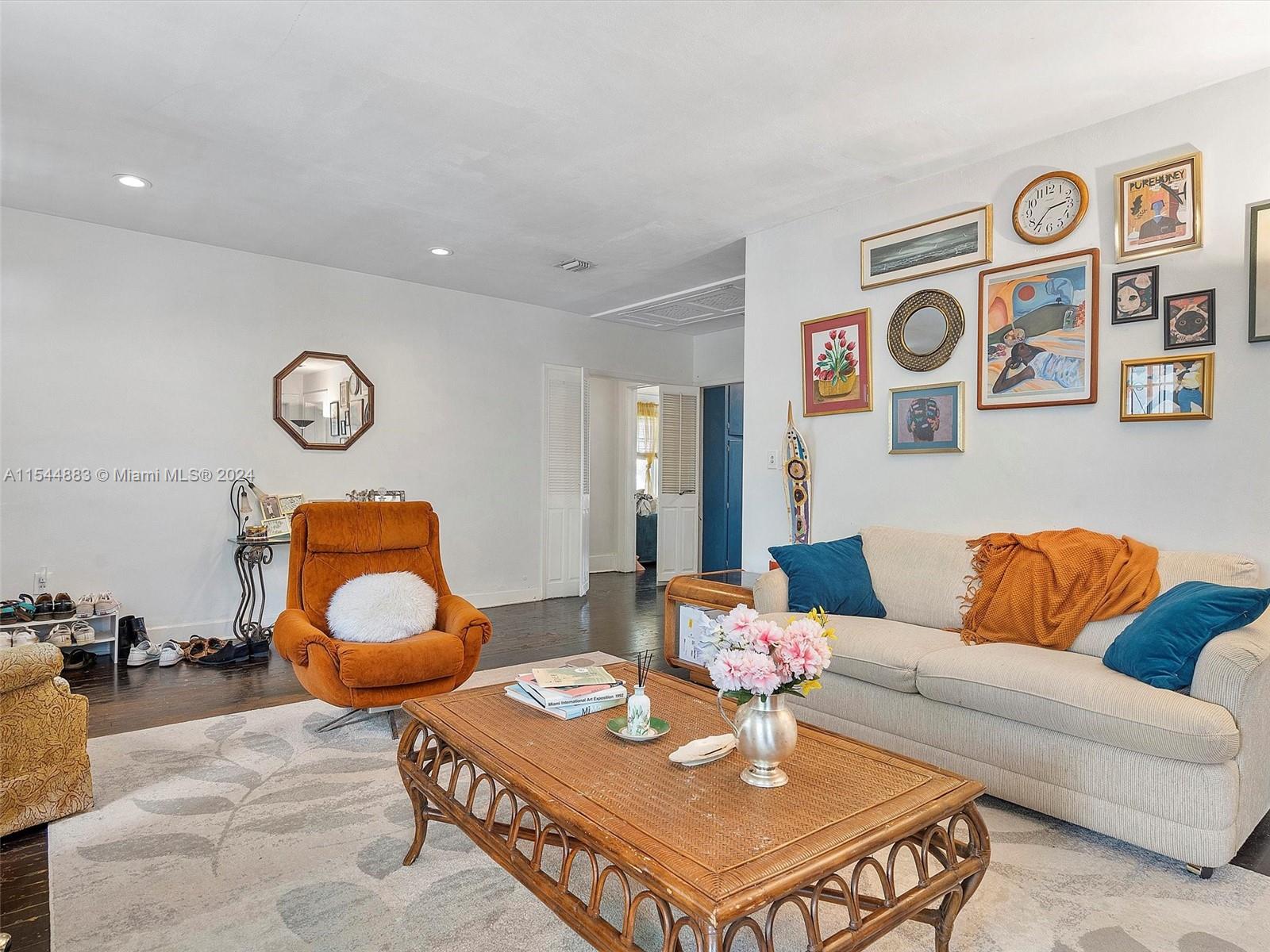 405 SW 11th Ave, Miami, Florida 33130, 6 Bedrooms Bedrooms, ,4 BathroomsBathrooms,Residential,For Sale,405 SW 11th Ave,A11544883
