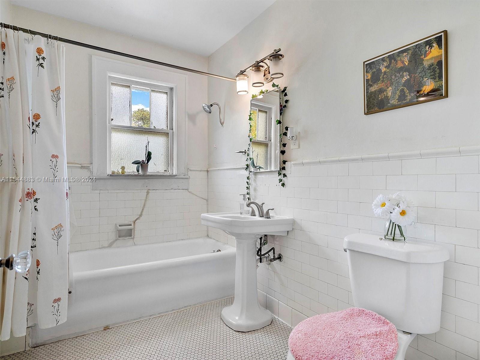 405 SW 11th Ave, Miami, Florida 33130, 6 Bedrooms Bedrooms, ,4 BathroomsBathrooms,Residential,For Sale,405 SW 11th Ave,A11544883