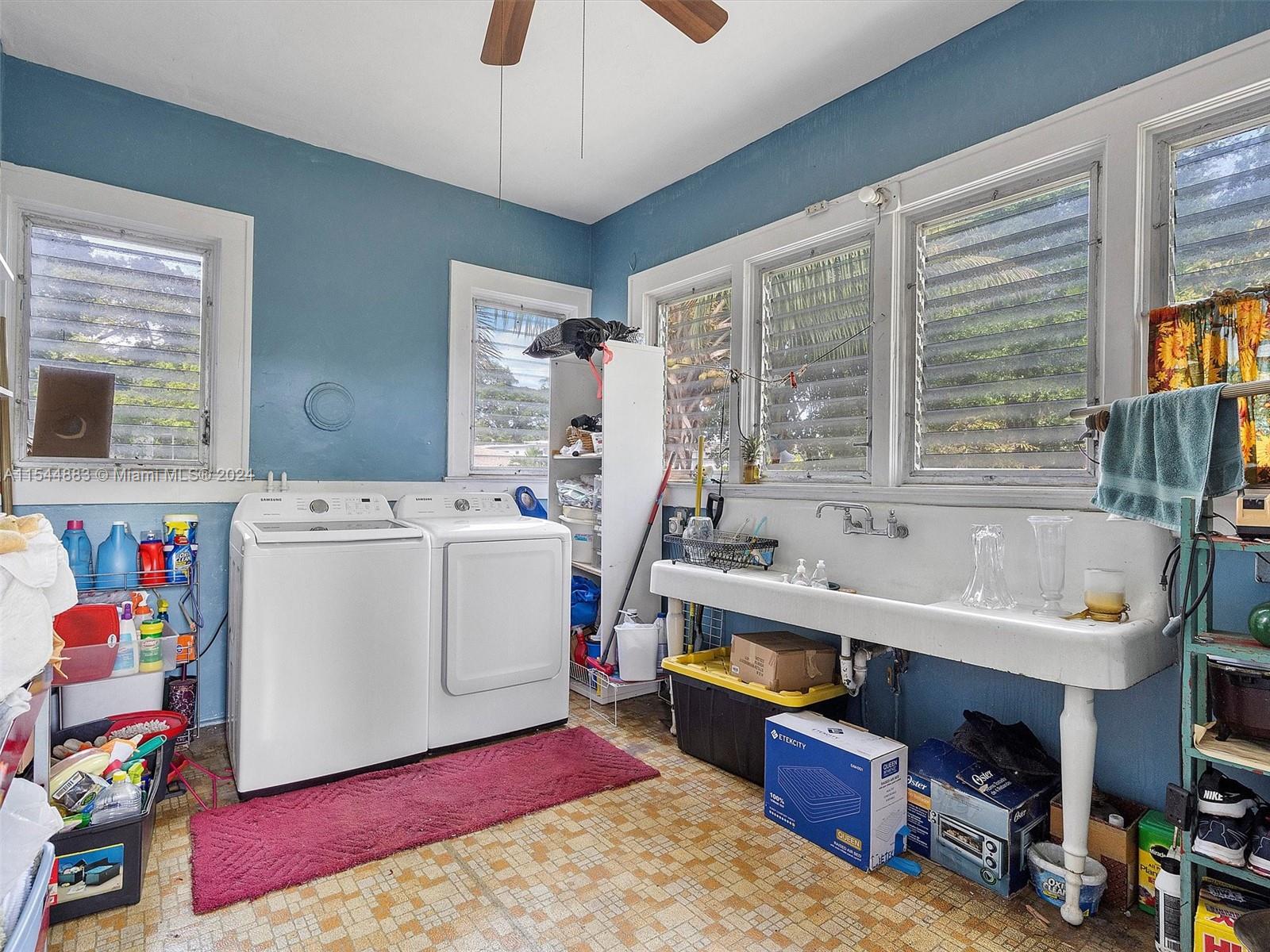 405 SW 11th Ave, Miami, Florida 33130, 6 Bedrooms Bedrooms, ,4 BathroomsBathrooms,Residential,For Sale,405 SW 11th Ave,A11544883