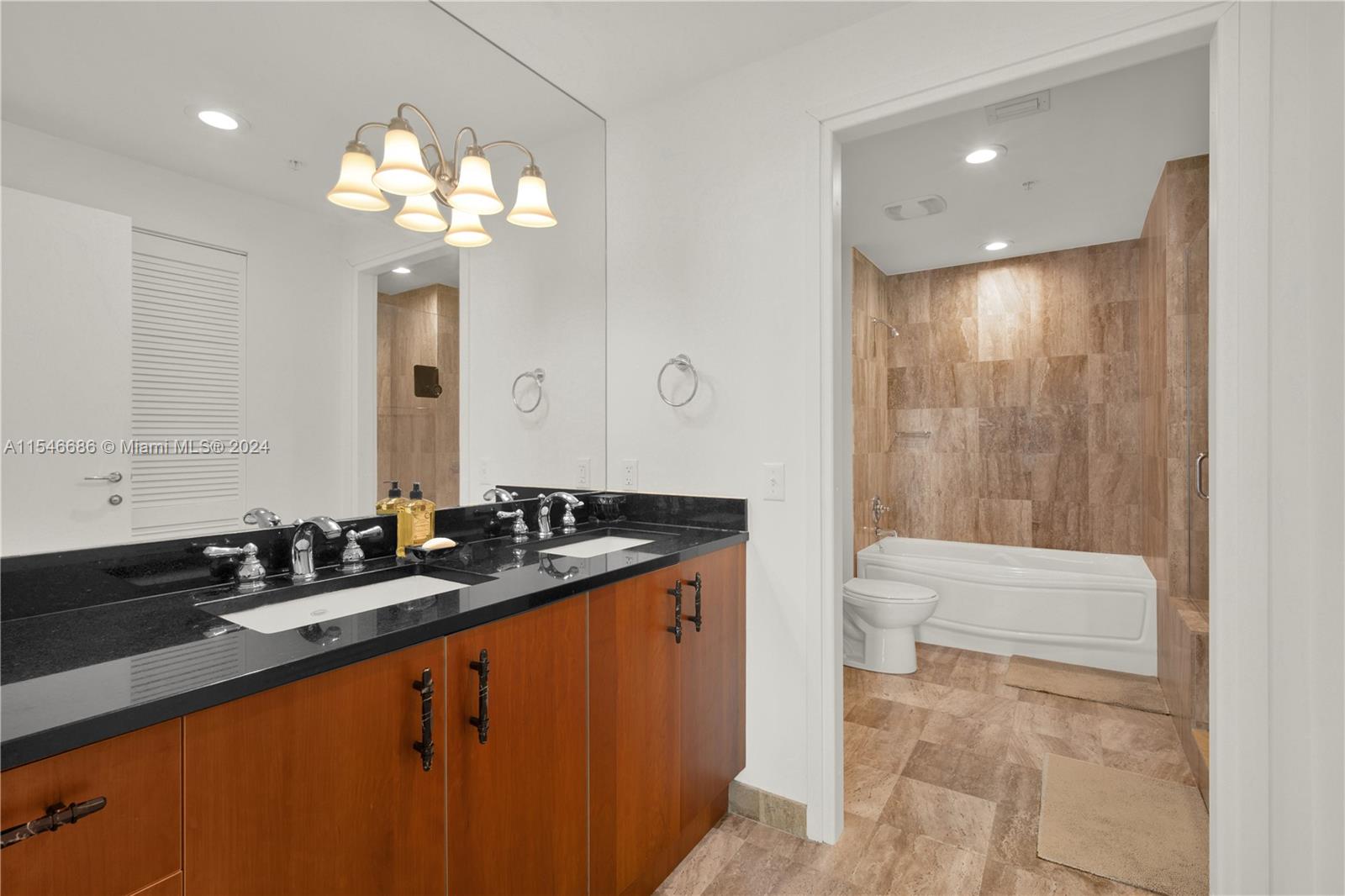 300 S Biscayne Blvd T-3406, Miami, Florida 33131, 2 Bedrooms Bedrooms, ,2 BathroomsBathrooms,Residential,For Sale,300 S Biscayne Blvd T-3406,A11546686