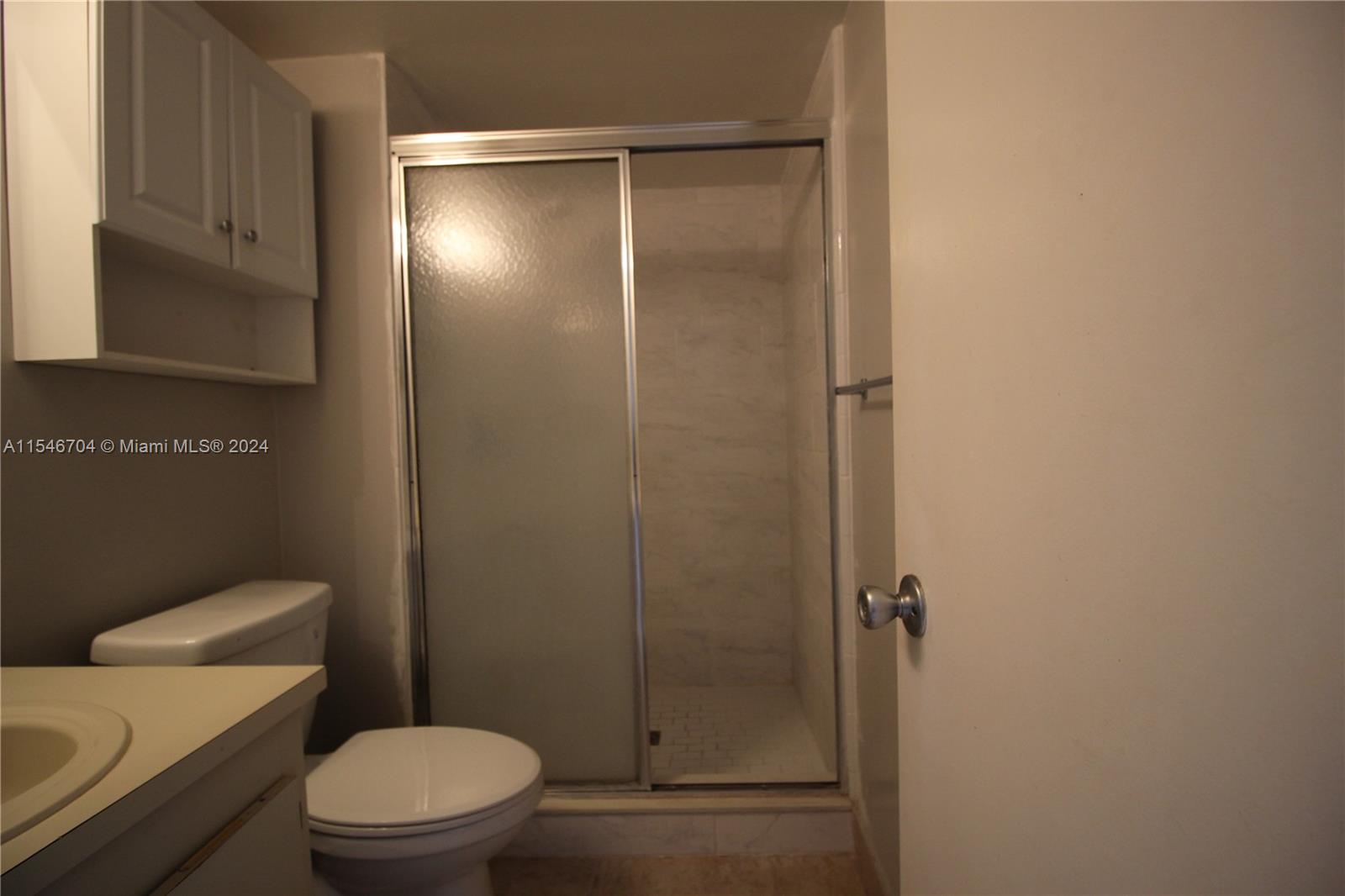 8670 NW 6th Ln 4-210, Miami, Florida 33126, 2 Bedrooms Bedrooms, ,2 BathroomsBathrooms,Residential,For Sale,8670 NW 6th Ln 4-210,A11546704
