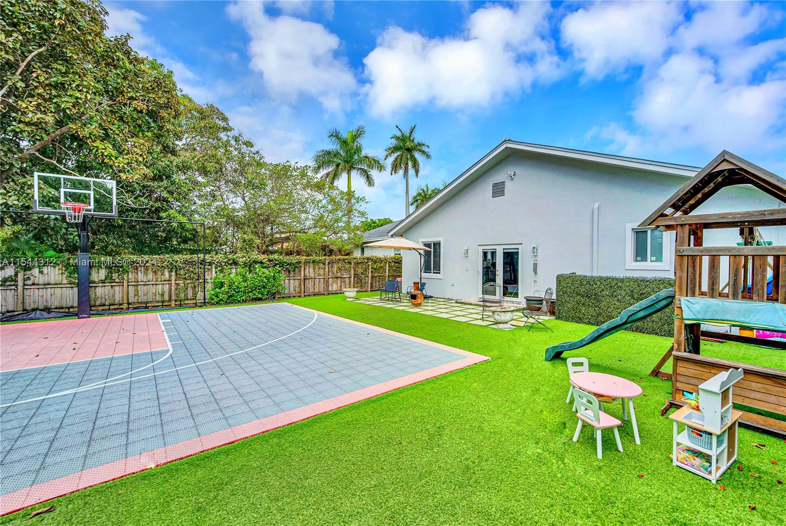 2420 SW 15th St, Miami, Florida 33145, 4 Bedrooms Bedrooms, ,2 BathroomsBathrooms,Residentiallease,For Rent,2420 SW 15th St,A11544312