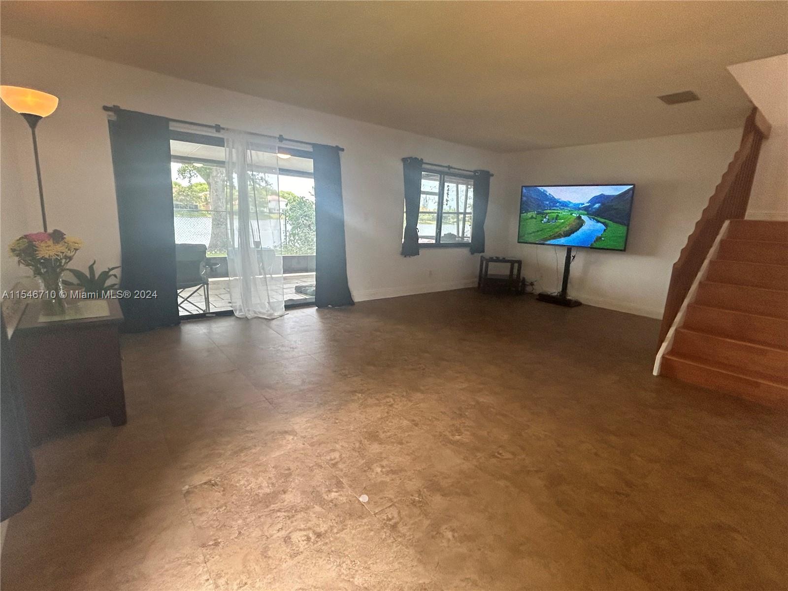 224 106th Ter, Pembroke Pines, FL, 33026 United States, 3 Bedrooms Bedrooms, ,2 BathroomsBathrooms,Residential,For Sale,106th Ter,A11546710