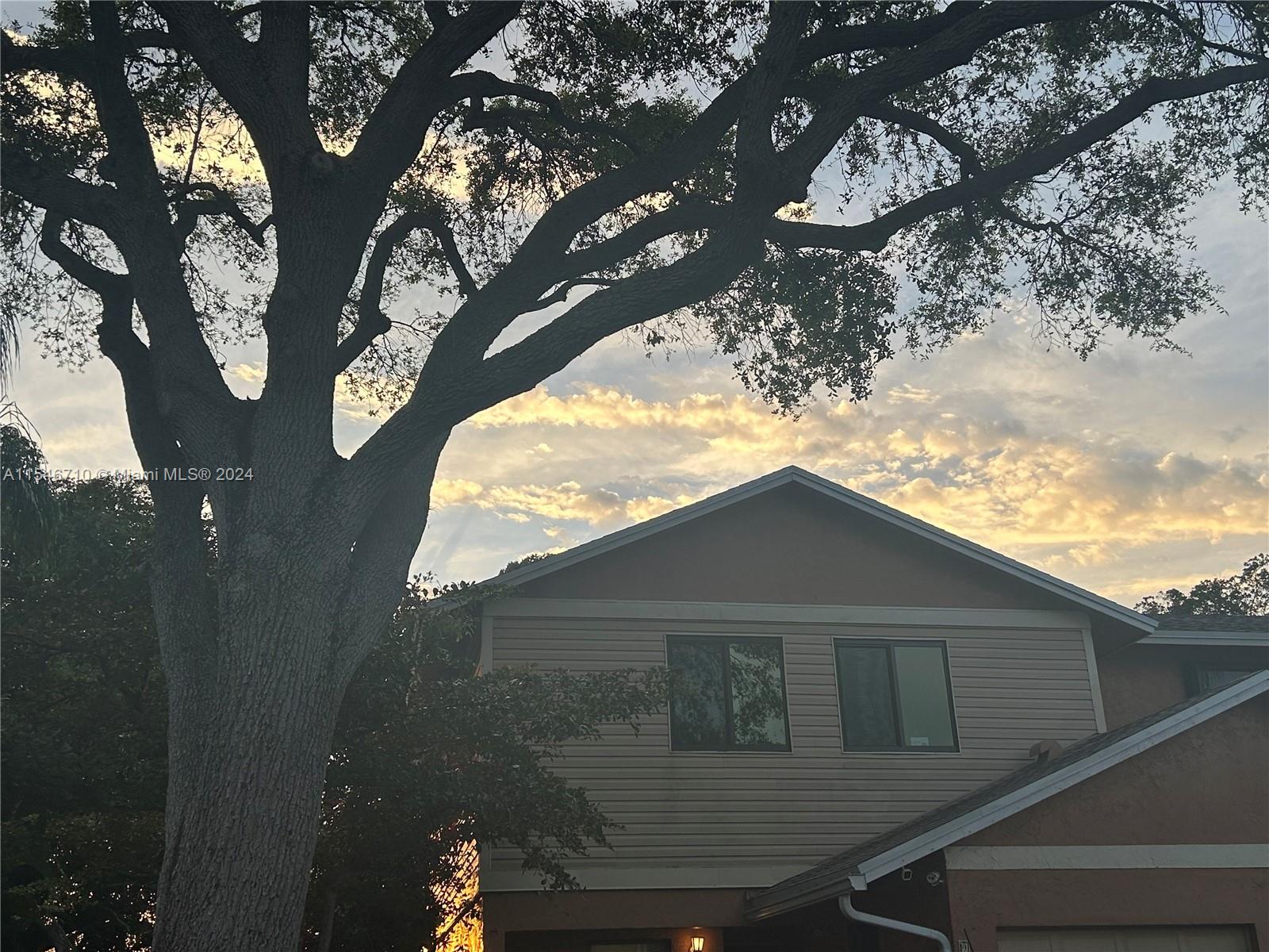 224 106th Ter, Pembroke Pines, FL, 33026 United States, 3 Bedrooms Bedrooms, ,2 BathroomsBathrooms,Residential,For Sale,106th Ter,A11546710