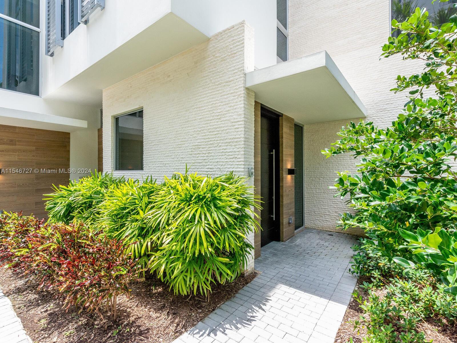 3750 Yacht Club Dr TH6, Aventura, Florida 33180, 5 Bedrooms Bedrooms, ,5 BathroomsBathrooms,Residential,For Sale,3750 Yacht Club Dr TH6,A11546727