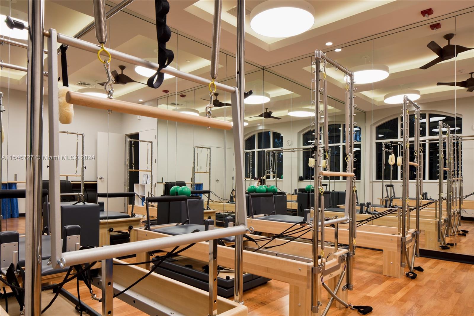 3750 Yacht Club Dr TH6, Aventura, Florida 33180, 5 Bedrooms Bedrooms, ,5 BathroomsBathrooms,Residential,For Sale,3750 Yacht Club Dr TH6,A11546727