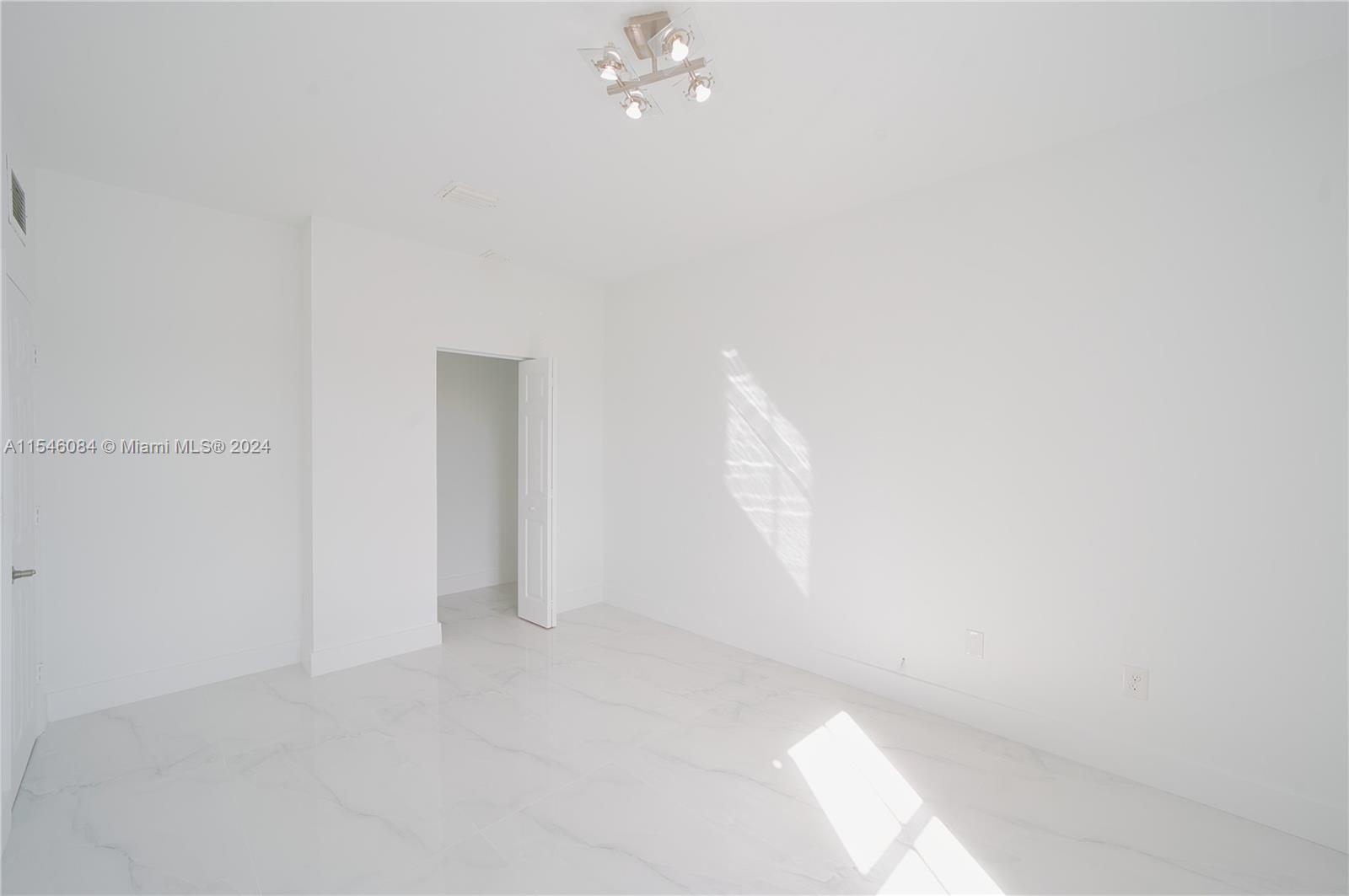 4354 SW 165th Ct, Miami, Florida 33185, 4 Bedrooms Bedrooms, ,2 BathroomsBathrooms,Residential,For Sale,4354 SW 165th Ct,A11546084