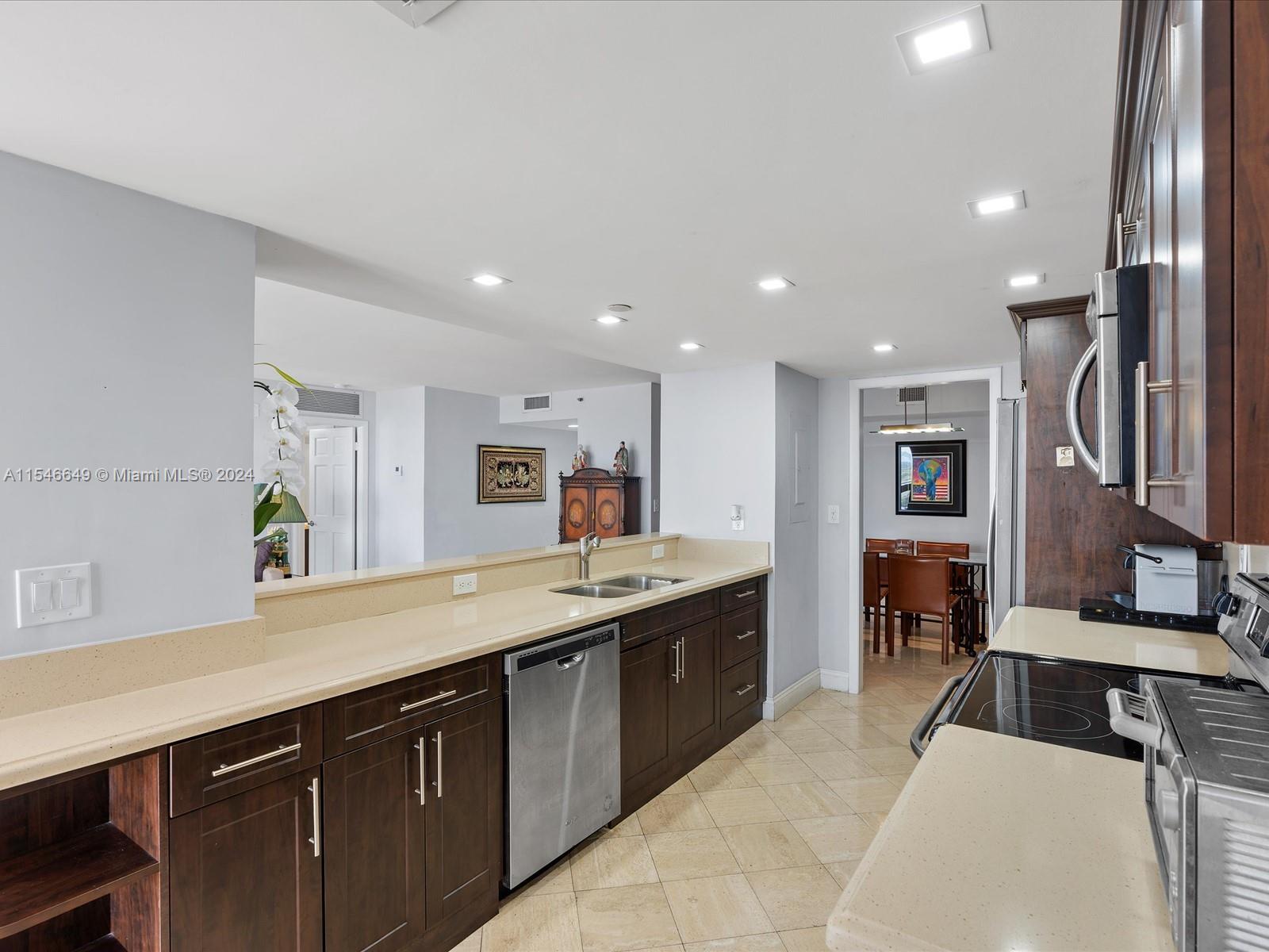 2000 Towerside Ter 1506, Miami, Florida 33138, 2 Bedrooms Bedrooms, ,2 BathroomsBathrooms,Residential,For Sale,2000 Towerside Ter 1506,A11546649