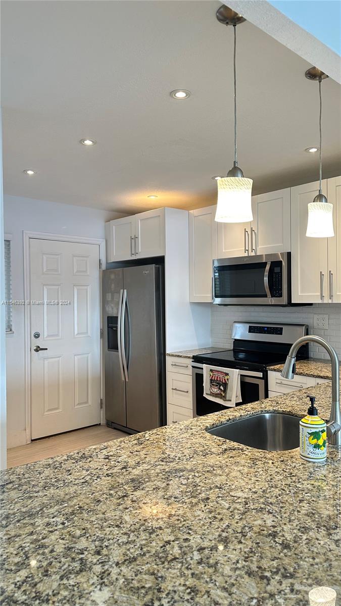 1000 NE 191st St 35, Miami, Florida 33179, 1 Bedroom Bedrooms, ,1 BathroomBathrooms,Residential,For Sale,1000 NE 191st St 35,A11546392