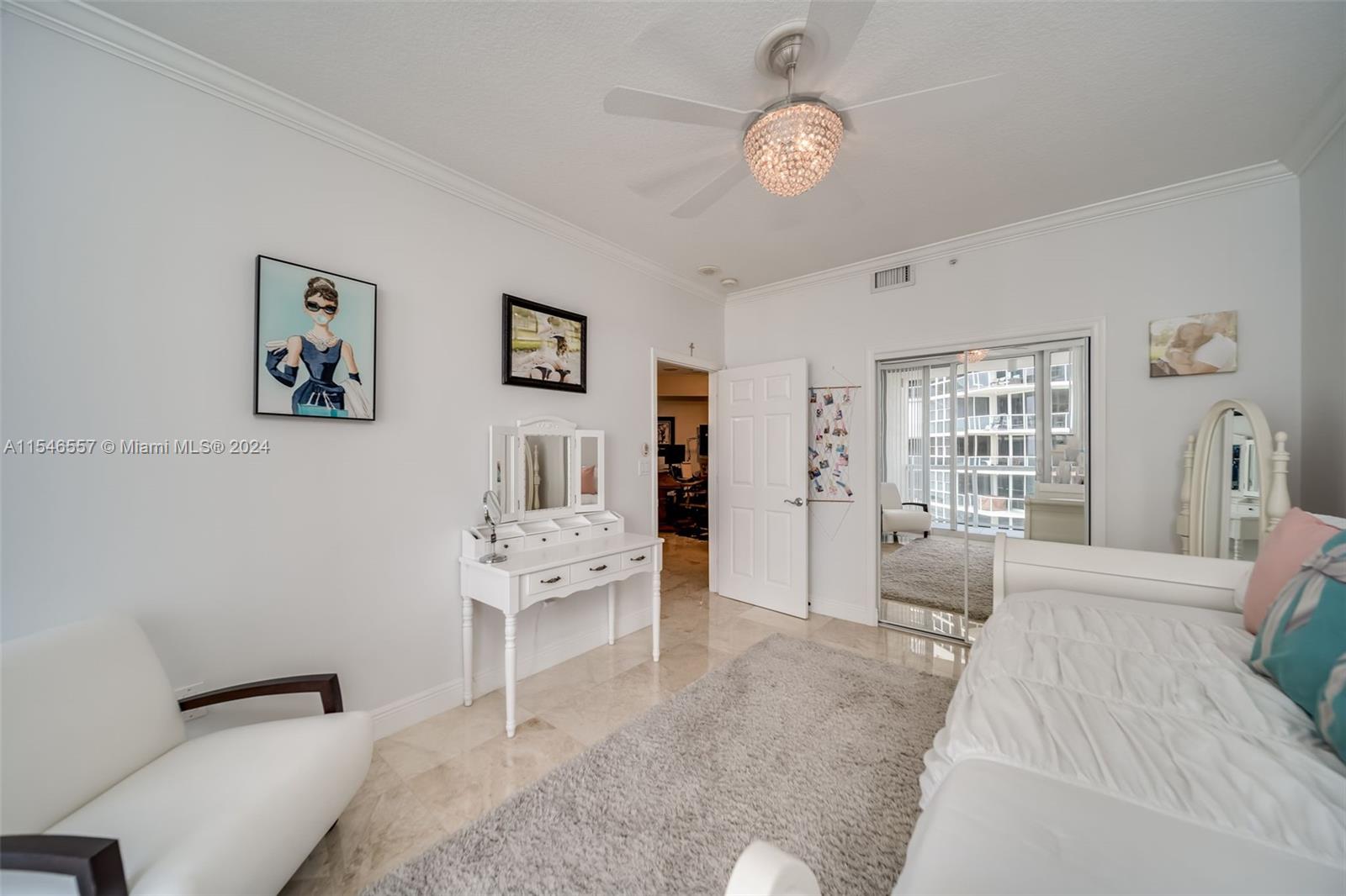 6001 N Ocean Dr 1401, Hollywood, Florida 33019, 3 Bedrooms Bedrooms, ,2 BathroomsBathrooms,Residential,For Sale,6001 N Ocean Dr 1401,A11546557