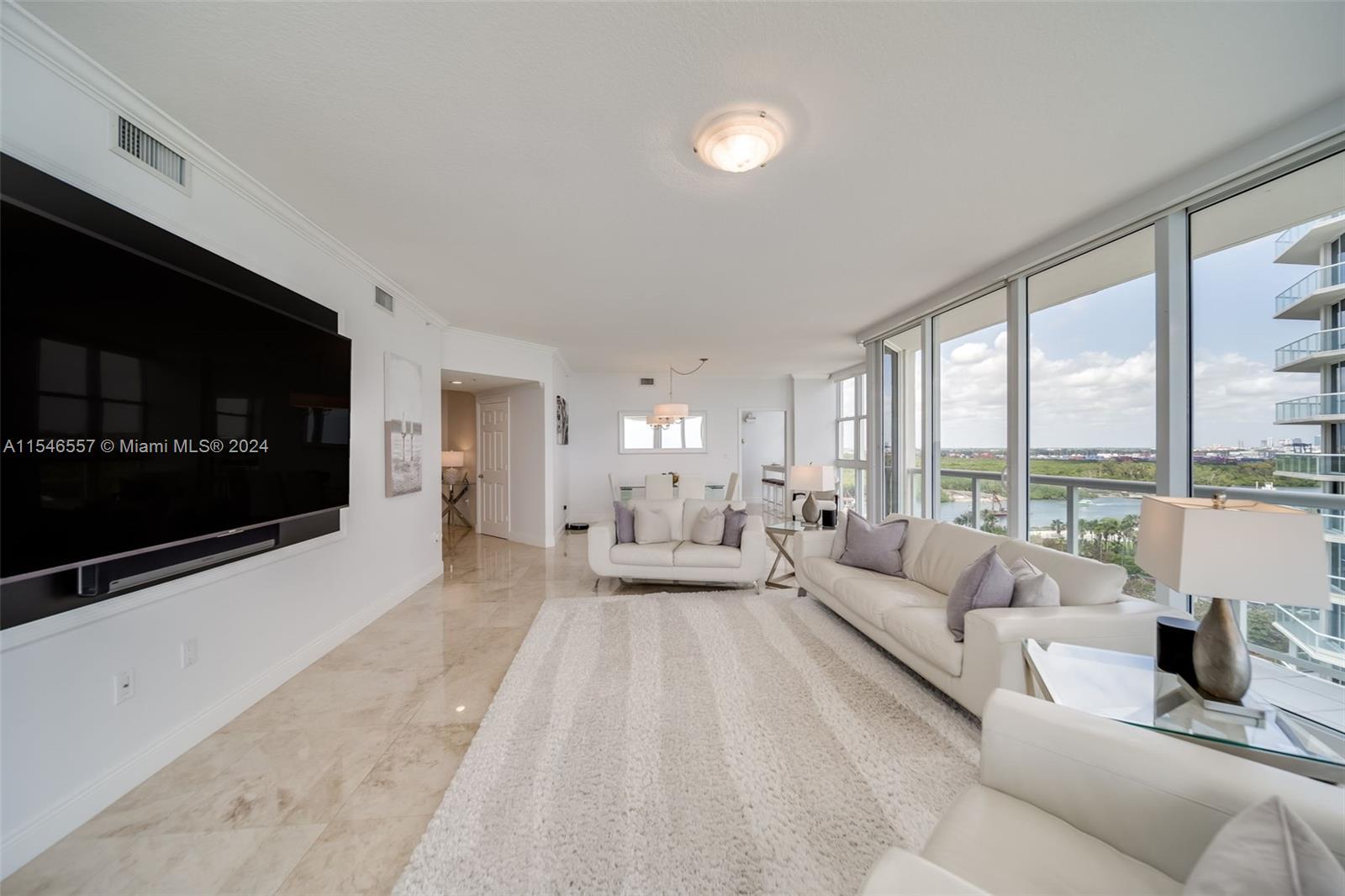 6001 N Ocean Dr 1401, Hollywood, Florida 33019, 3 Bedrooms Bedrooms, ,2 BathroomsBathrooms,Residential,For Sale,6001 N Ocean Dr 1401,A11546557