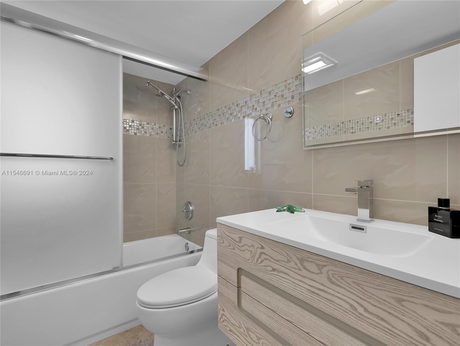 20381 NE 30th Ave 424-7, Aventura, Florida 33180, 3 Bedrooms Bedrooms, ,2 BathroomsBathrooms,Residential,For Sale,20381 NE 30th Ave 424-7,A11546691