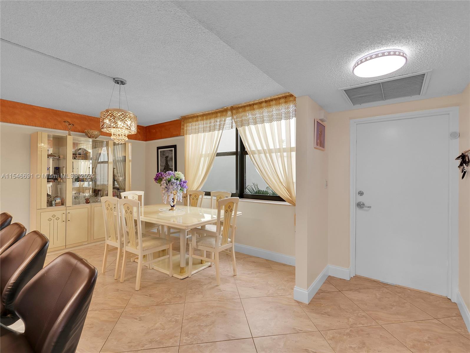 20381 NE 30th Ave 424-7, Aventura, Florida 33180, 3 Bedrooms Bedrooms, ,2 BathroomsBathrooms,Residential,For Sale,20381 NE 30th Ave 424-7,A11546691