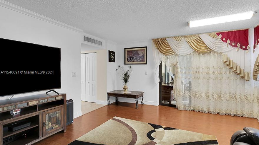20381 NE 30th Ave 424-7, Aventura, Florida 33180, 3 Bedrooms Bedrooms, ,2 BathroomsBathrooms,Residential,For Sale,20381 NE 30th Ave 424-7,A11546691