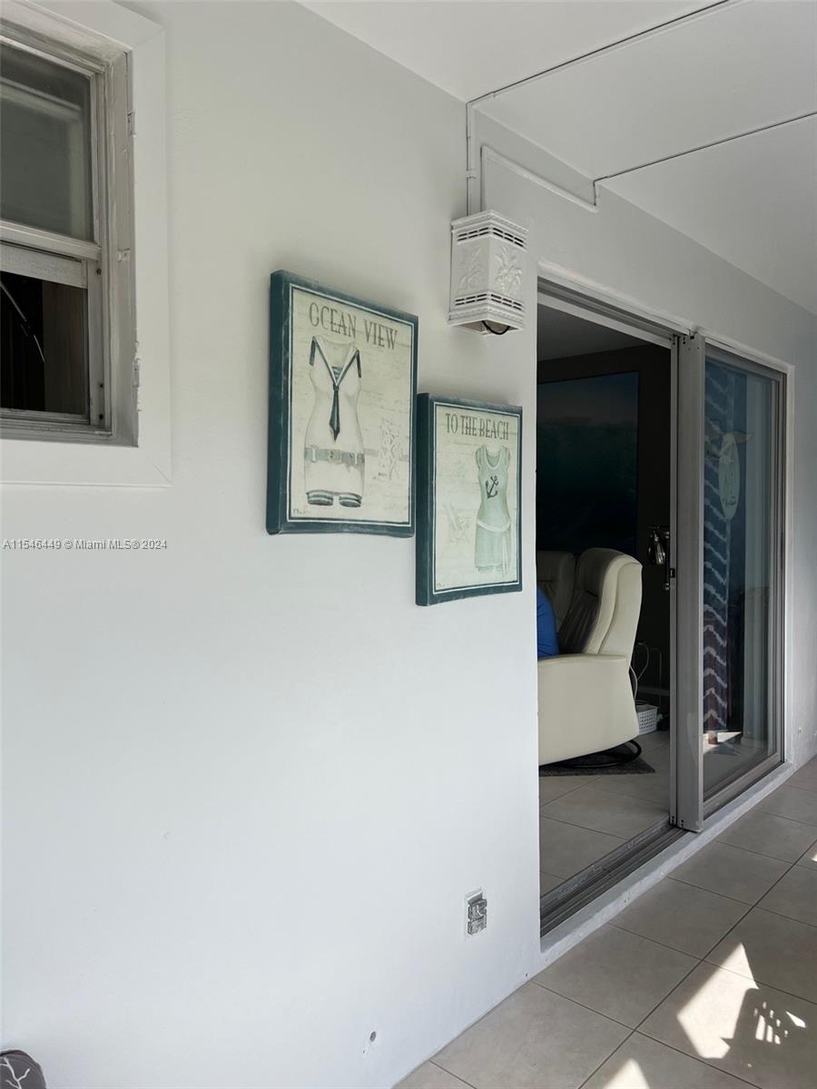 4800 Hillcrest LN 402, Hollywood, Florida 33021, 2 Bedrooms Bedrooms, ,2 BathroomsBathrooms,Residential,For Sale,4800 Hillcrest LN 402,A11546449