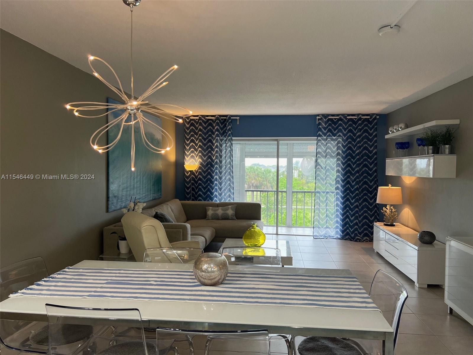 4800 Hillcrest LN 402, Hollywood, Florida 33021, 2 Bedrooms Bedrooms, ,2 BathroomsBathrooms,Residential,For Sale,4800 Hillcrest LN 402,A11546449