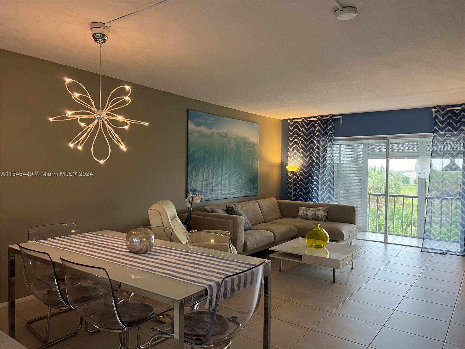 4800 Hillcrest LN 402, Hollywood, Florida 33021, 2 Bedrooms Bedrooms, ,2 BathroomsBathrooms,Residential,For Sale,4800 Hillcrest LN 402,A11546449