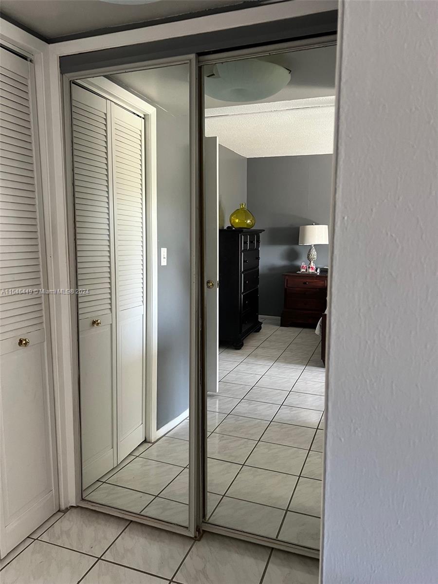 4800 Hillcrest LN 402, Hollywood, Florida 33021, 2 Bedrooms Bedrooms, ,2 BathroomsBathrooms,Residential,For Sale,4800 Hillcrest LN 402,A11546449