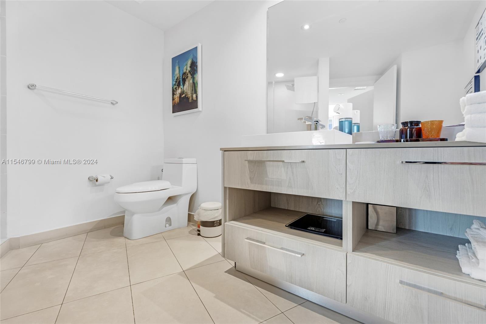 4111 S Ocean Dr 2904, Hollywood, Florida 33019, 2 Bedrooms Bedrooms, ,2 BathroomsBathrooms,Residential,For Sale,4111 S Ocean Dr 2904,A11546799