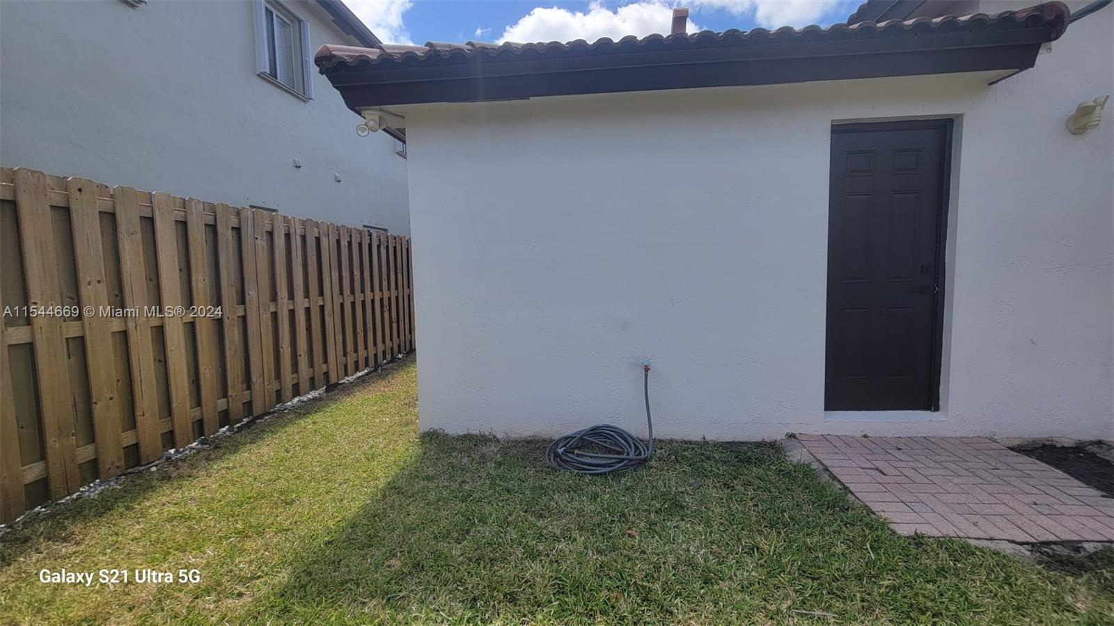 1019 NE 35th Ave 1019, Homestead, Florida 33033, 4 Bedrooms Bedrooms, ,3 BathroomsBathrooms,Residentiallease,For Rent,1019 NE 35th Ave 1019,A11544669