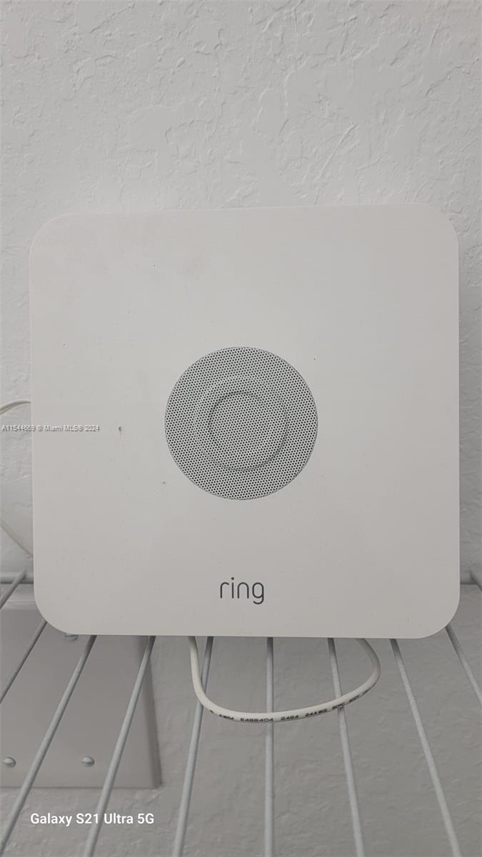 1019 NE 35th Ave 1019, Homestead, Florida 33033, 4 Bedrooms Bedrooms, ,3 BathroomsBathrooms,Residentiallease,For Rent,1019 NE 35th Ave 1019,A11544669