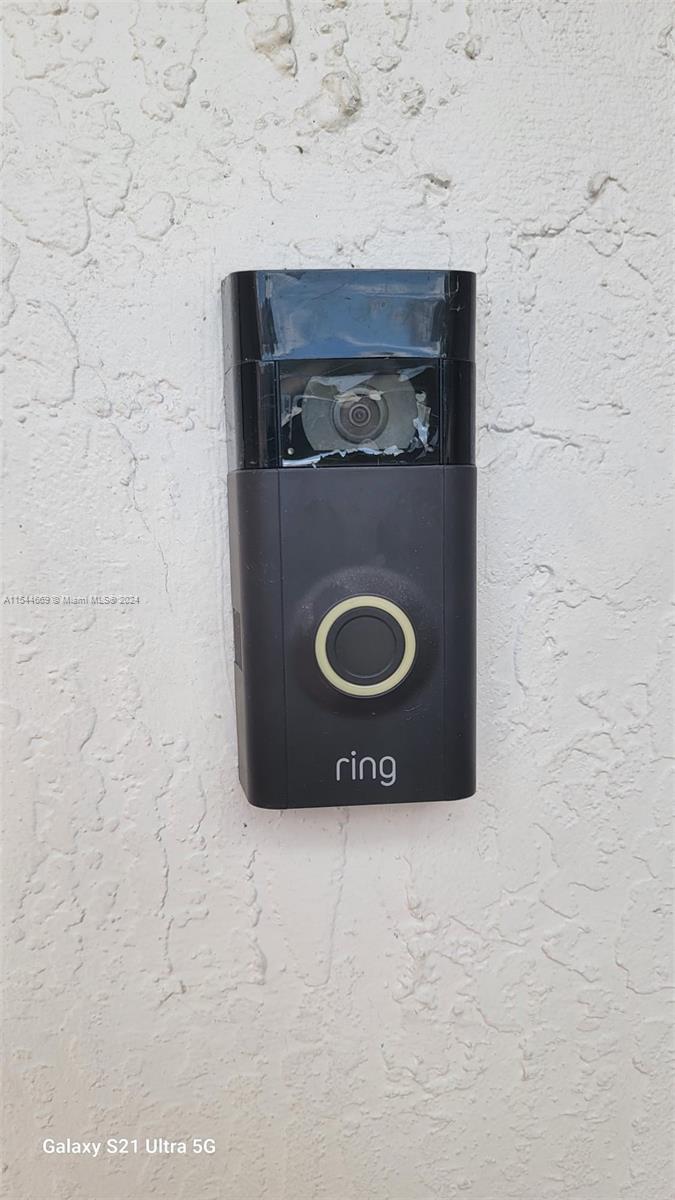 1019 NE 35th Ave 1019, Homestead, Florida 33033, 4 Bedrooms Bedrooms, ,3 BathroomsBathrooms,Residentiallease,For Rent,1019 NE 35th Ave 1019,A11544669