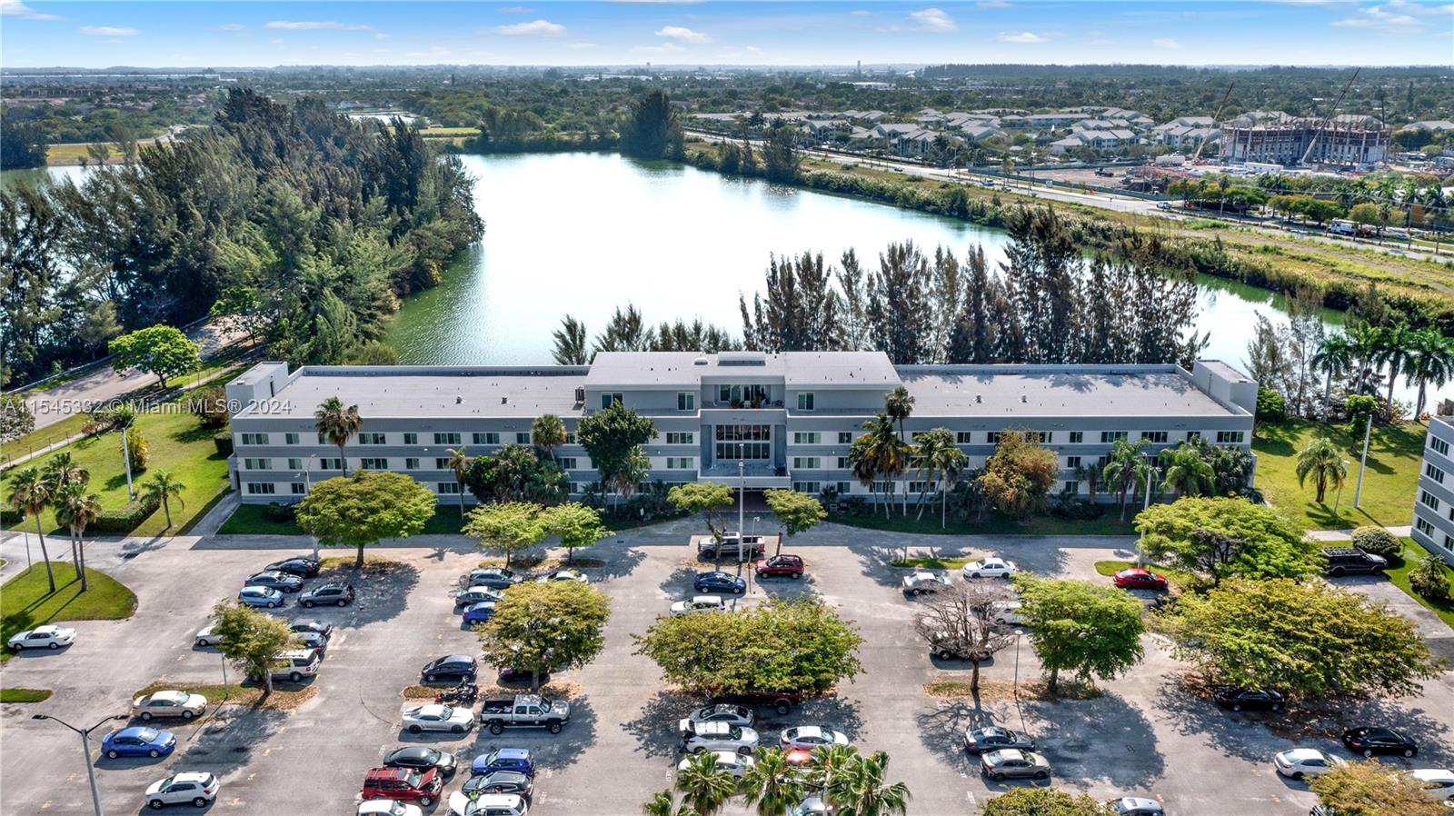 Homestead, Florida 33032, 2 Bedrooms Bedrooms, ,1 BathroomBathrooms,Residential,For Sale,A11545332