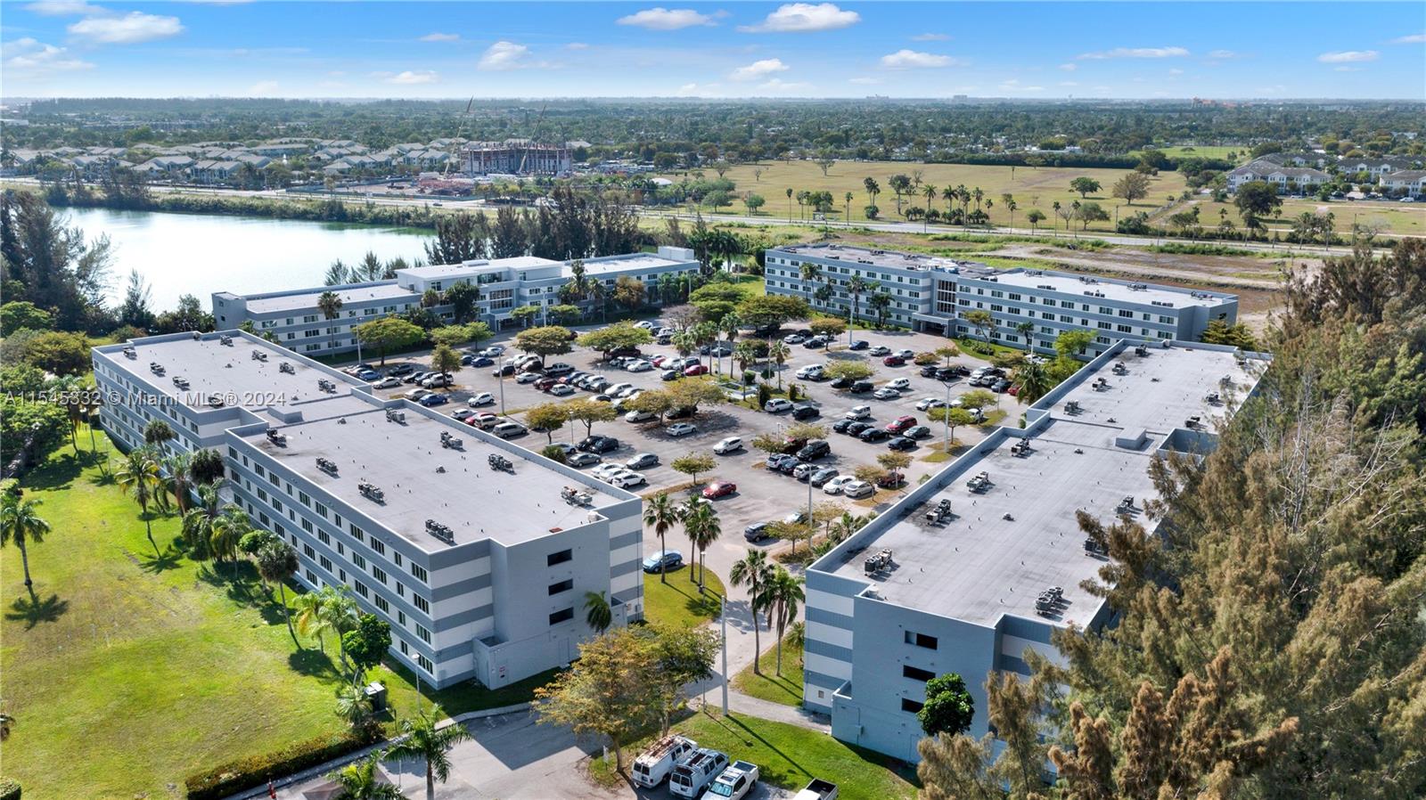 Homestead, Florida 33032, 2 Bedrooms Bedrooms, ,1 BathroomBathrooms,Residential,For Sale,A11545332