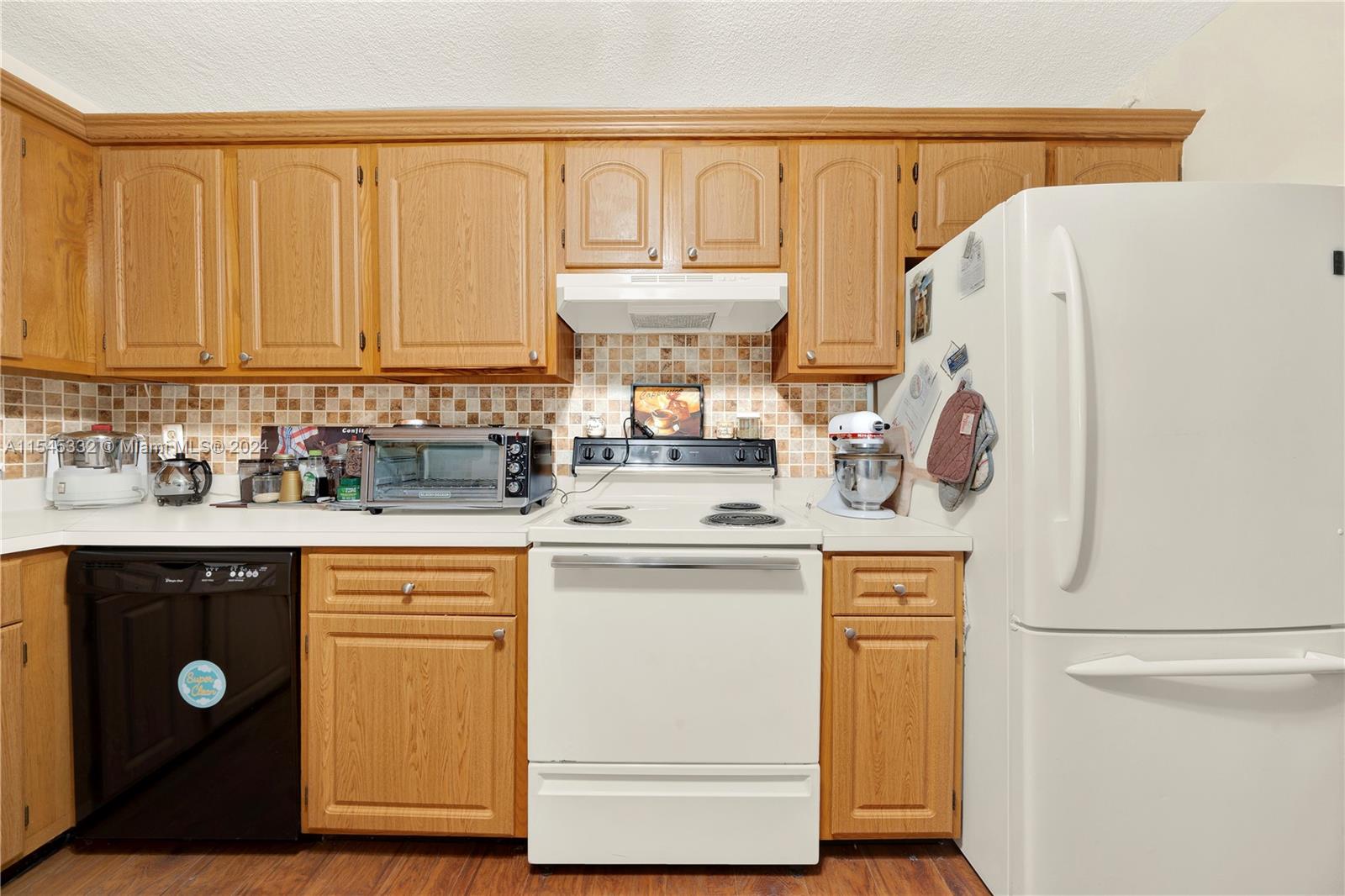 Homestead, Florida 33032, 2 Bedrooms Bedrooms, ,1 BathroomBathrooms,Residential,For Sale,A11545332