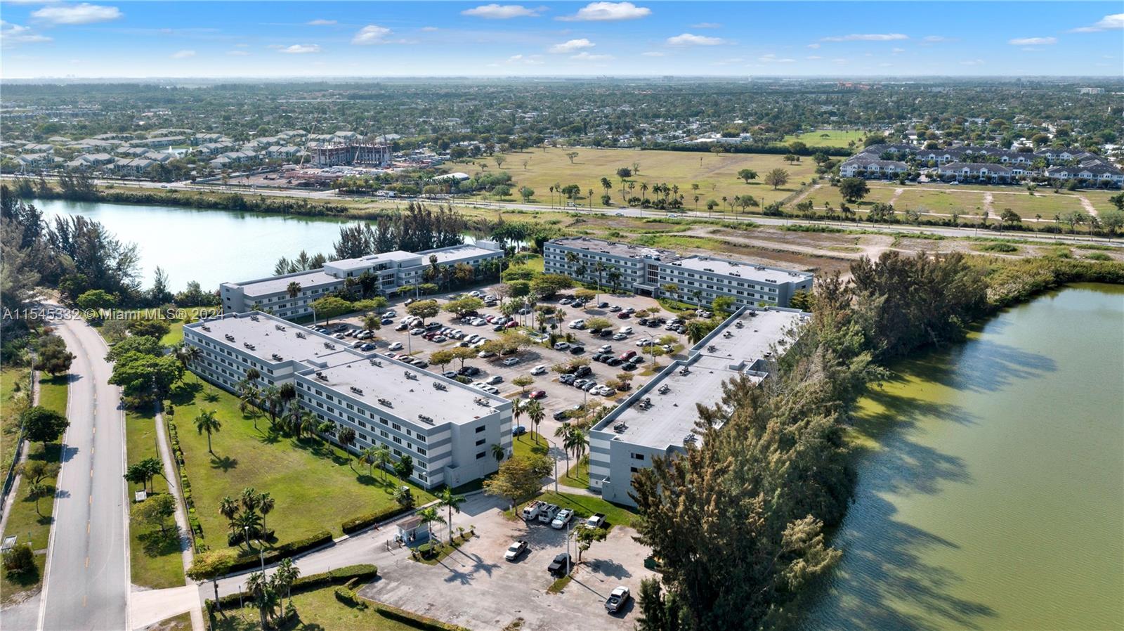 Homestead, Florida 33032, 2 Bedrooms Bedrooms, ,1 BathroomBathrooms,Residential,For Sale,A11545332