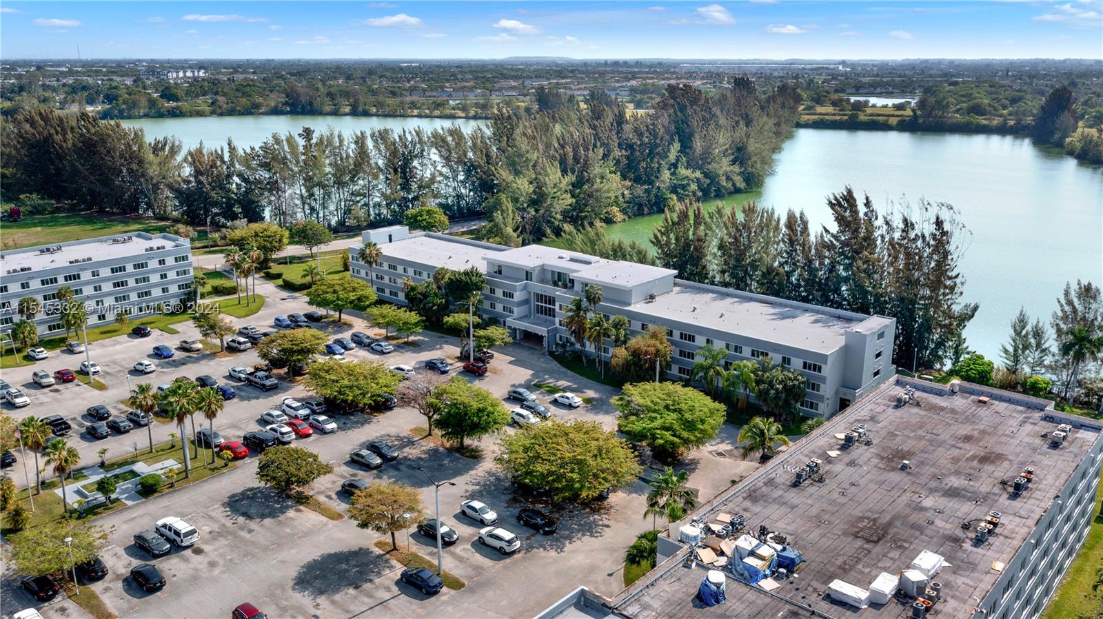 Homestead, Florida 33032, 2 Bedrooms Bedrooms, ,1 BathroomBathrooms,Residential,For Sale,A11545332