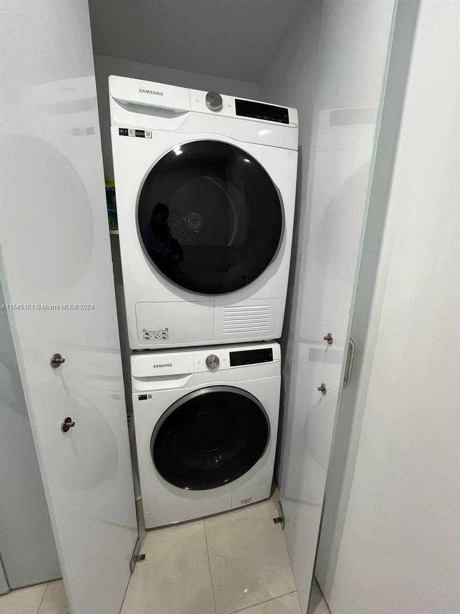 Brand new washer & dryer