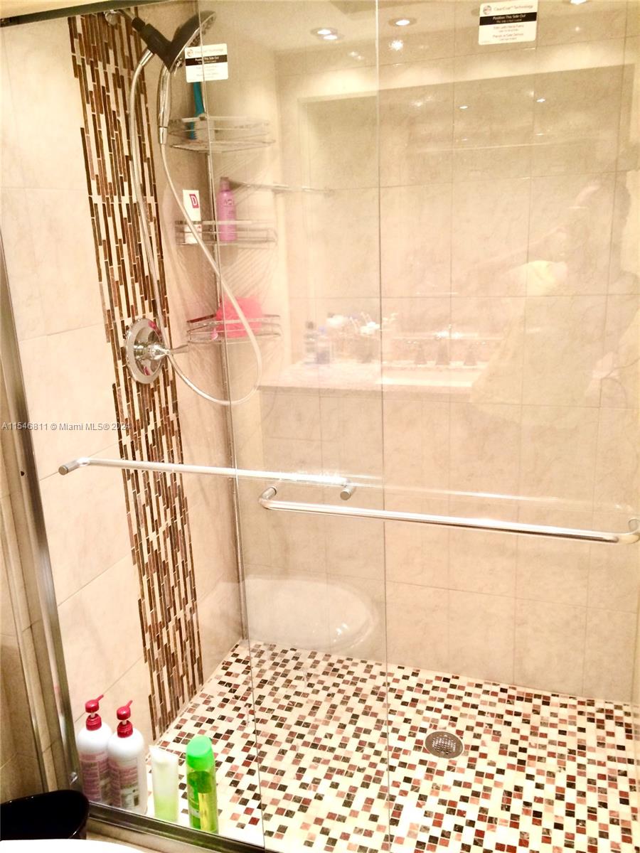 319 NE 14th Ave 602, Hallandale Beach, Florida 33009, 2 Bedrooms Bedrooms, ,2 BathroomsBathrooms,Residential,For Sale,319 NE 14th Ave 602,A11546811