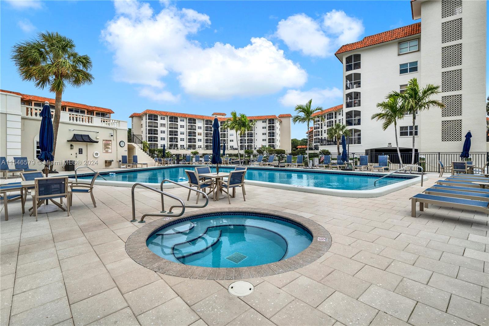 2871 N Ocean Blvd C411, Boca Raton, FL 33431, 2 Bedrooms Bedrooms, ,2 BathroomsBathrooms,Residential,For Sale,Ocean Blvd,A11546579