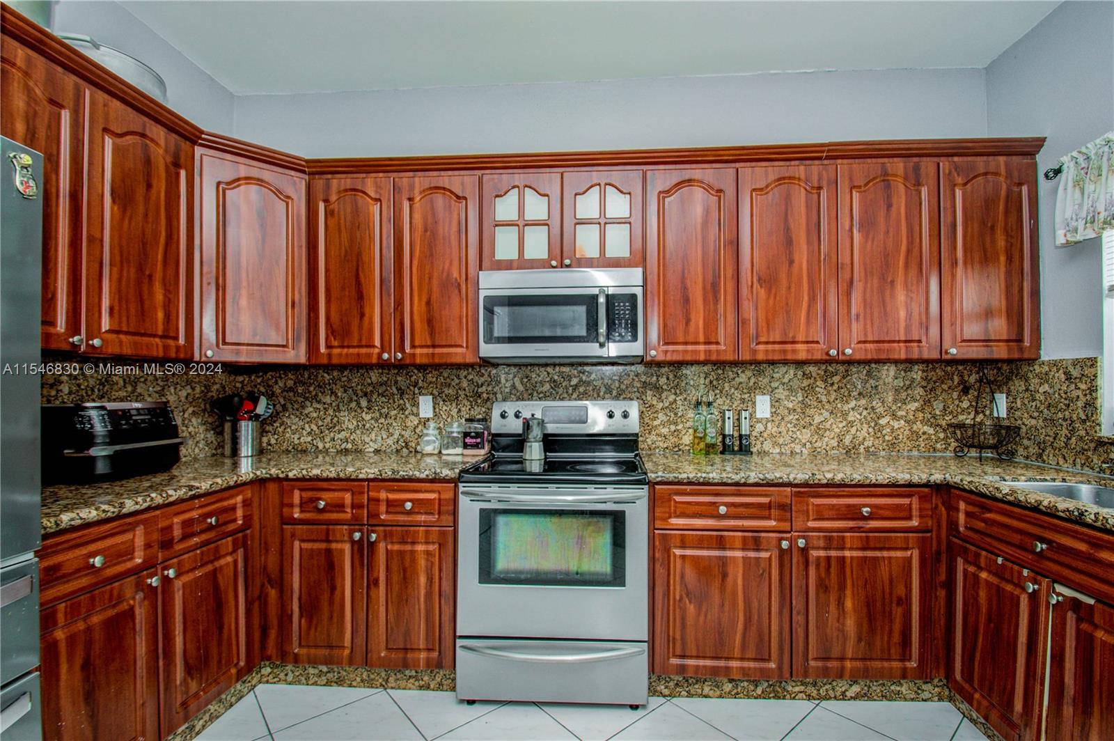 1130 NW 184th Pl, Pembroke Pines, Florida 33029, 5 Bedrooms Bedrooms, ,3 BathroomsBathrooms,Residential,For Sale,1130 NW 184th Pl,A11546830