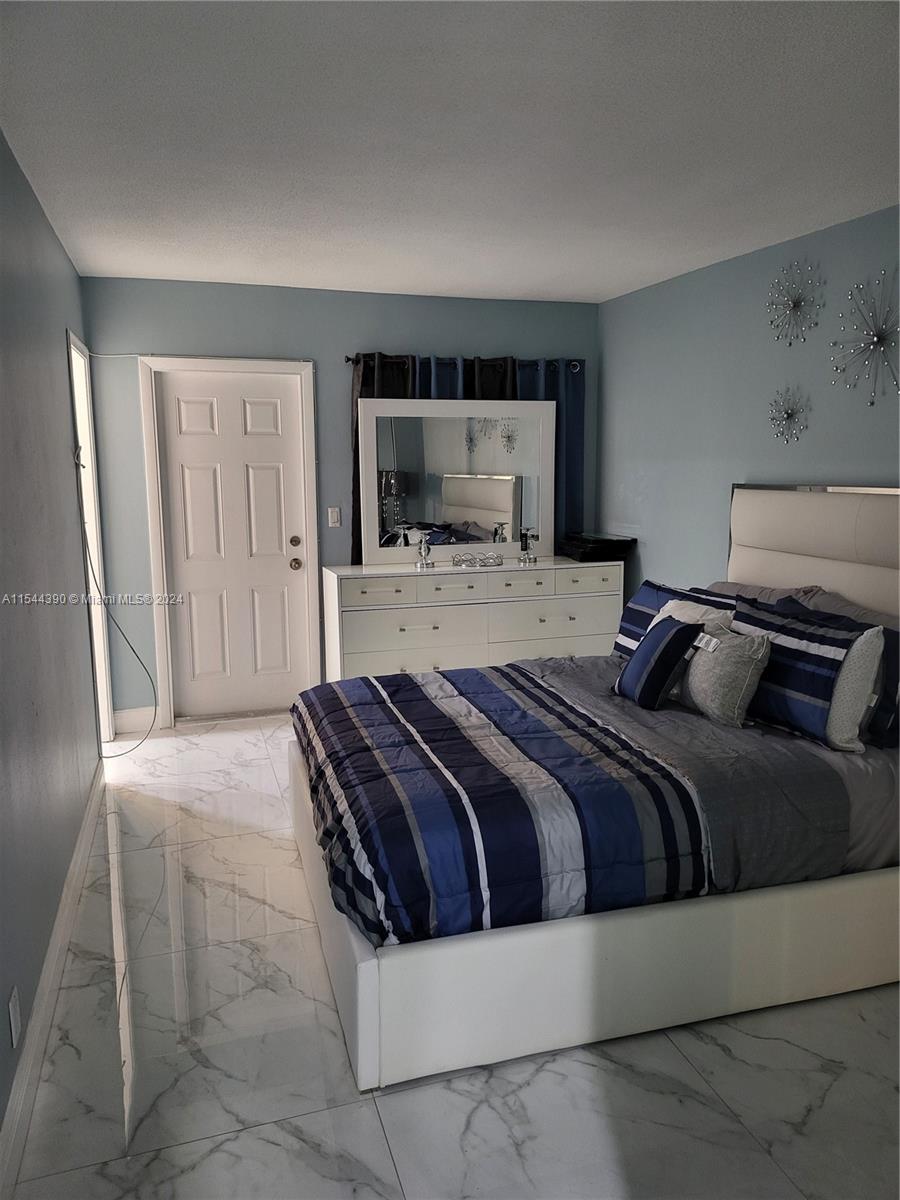 1747 Rodman St 110, Hollywood, Florida 33020, 2 Bedrooms Bedrooms, ,1 BathroomBathrooms,Residential,For Sale,1747 Rodman St 110,A11544390