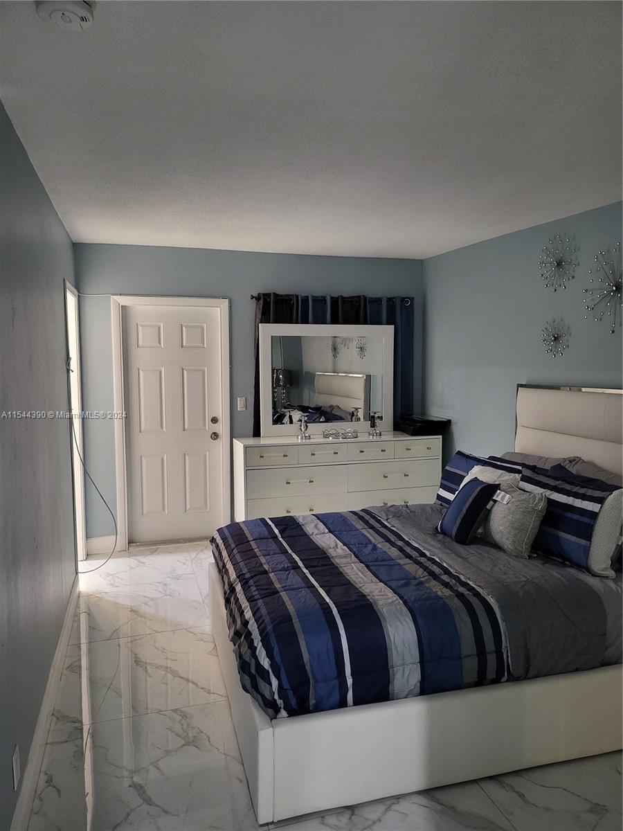 1747 Rodman St 110, Hollywood, Florida 33020, 2 Bedrooms Bedrooms, ,1 BathroomBathrooms,Residential,For Sale,1747 Rodman St 110,A11544390