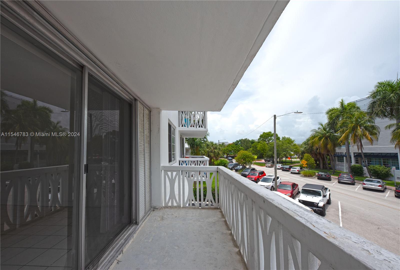 4142 N Jefferson Ave 2C, Miami Beach, Florida 33140, 2 Bedrooms Bedrooms, ,2 BathroomsBathrooms,Residential,For Sale,4142 N Jefferson Ave 2C,A11546783