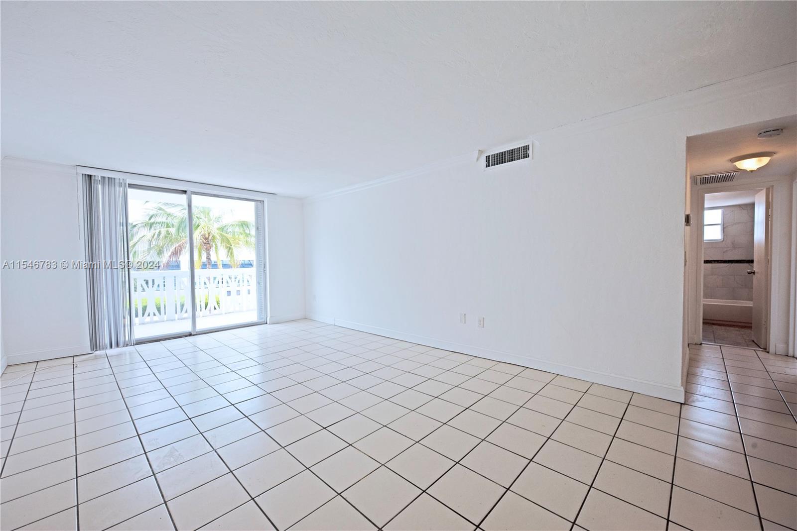 4142 N Jefferson Ave 2C, Miami Beach, Florida 33140, 2 Bedrooms Bedrooms, ,2 BathroomsBathrooms,Residential,For Sale,4142 N Jefferson Ave 2C,A11546783